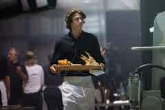 waiter-with-tank