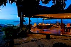 bedarra-deck-dusk-ric_2680