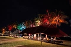 IUN-Marquee-night-with-guests